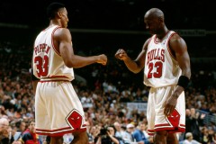 NBA新赛季：杜兰特新秀赛季挑战与火箭队西决名额争夺